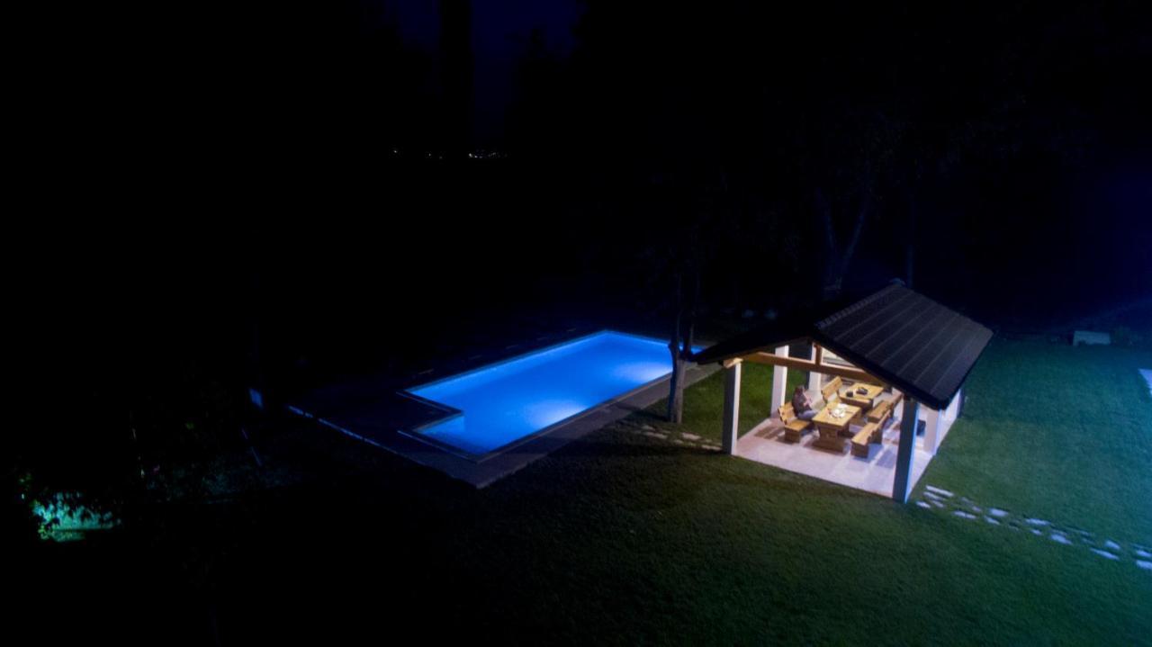 Stara Kuca Estate Villa ยูบุสกี ภายนอก รูปภาพ