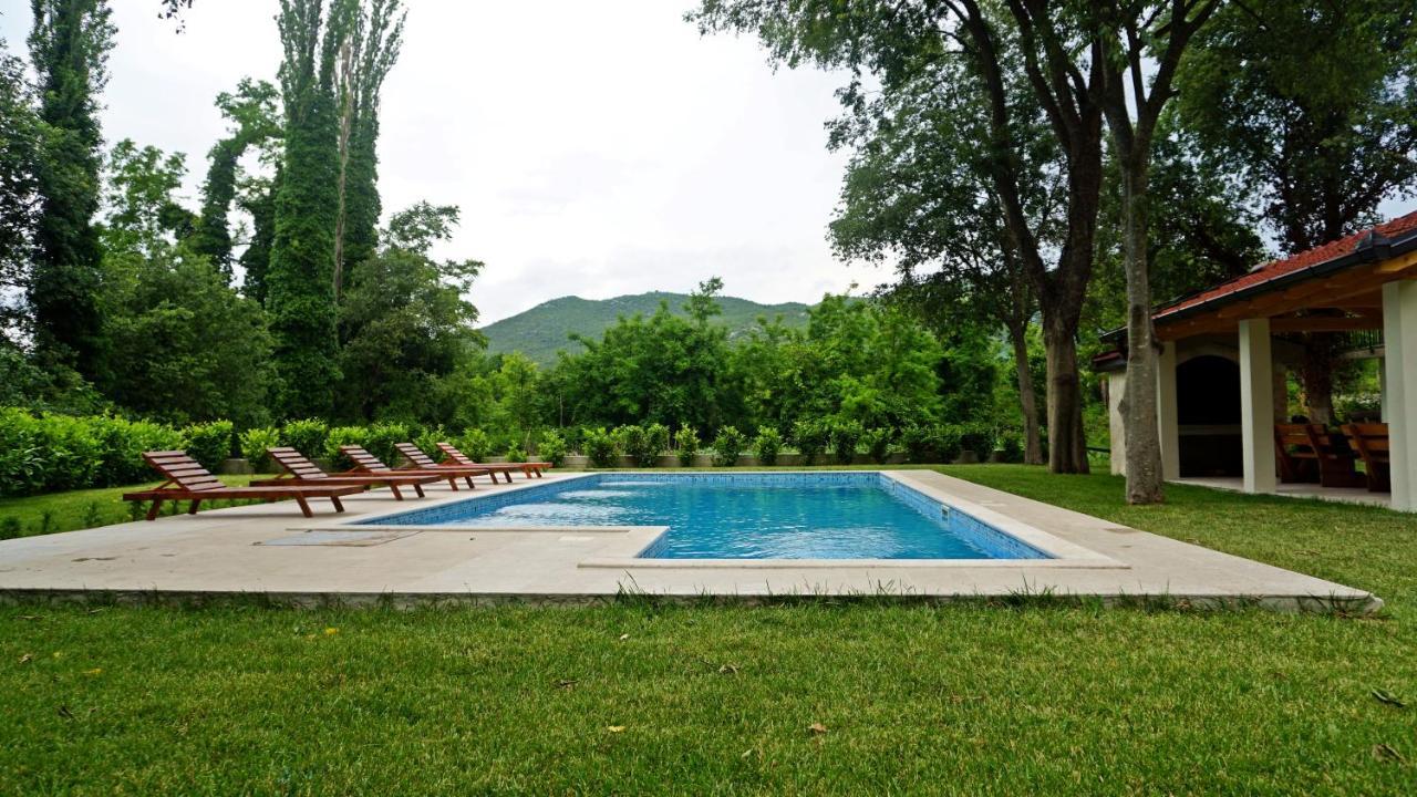 Stara Kuca Estate Villa ยูบุสกี ภายนอก รูปภาพ