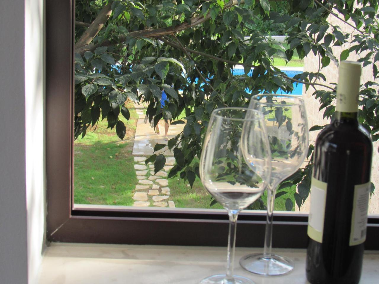 Stara Kuca Estate Villa ยูบุสกี ภายนอก รูปภาพ